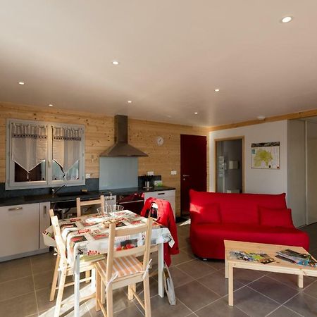 Вилла 4 Rue De La Roque Teissieres-les-Boulies Экстерьер фото